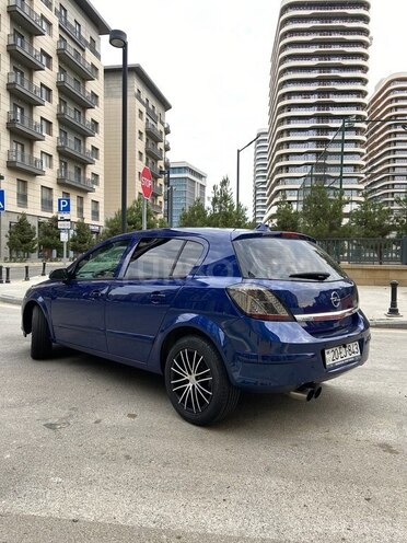 Opel Astra 2004, 329,000 km - 1.4 л - Bakı