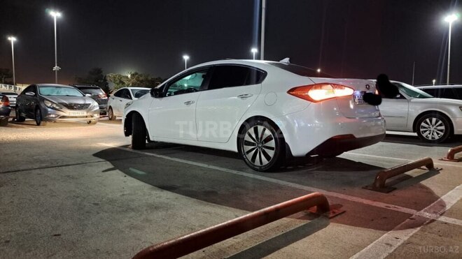 Kia Cerato 2013, 19,999 km - 1.6 l - Mingəçevir