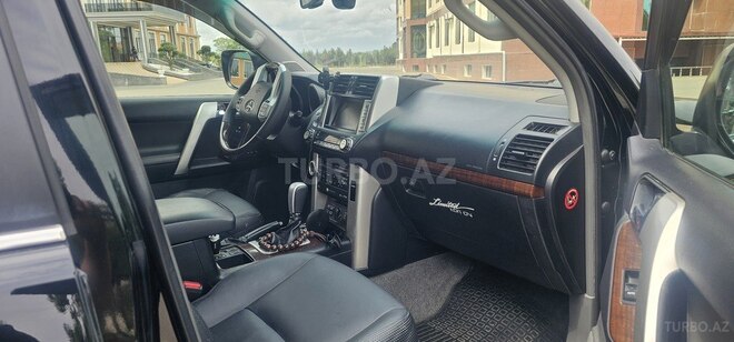 Toyota Land Cruiser Prado 2010, 197,300 km - 4.0 л - Bakı