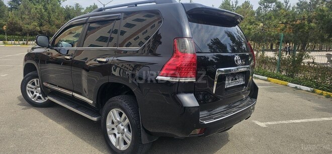 Toyota Land Cruiser Prado 2010, 197,300 km - 4.0 л - Bakı