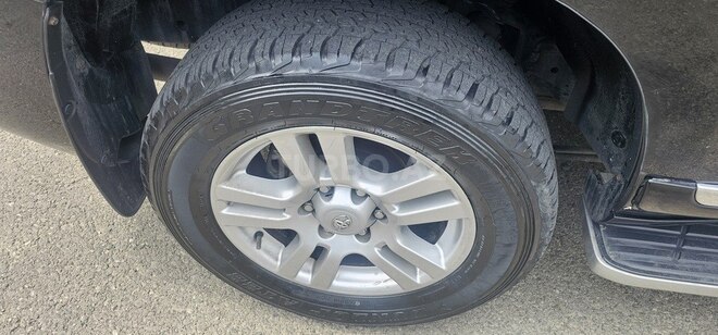 Toyota Land Cruiser Prado 2010, 197,300 km - 4.0 л - Bakı