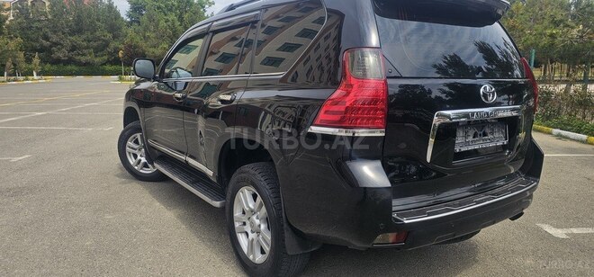 Toyota Land Cruiser Prado 2010, 197,300 km - 4.0 л - Bakı