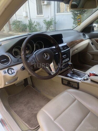 Mercedes C 250 2012, 198,000 km - 1.8 l - Bakı