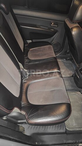 Kia Carens 2007, 400,000 km - 2.0 l - Salyan