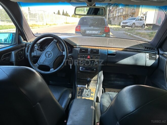Mercedes E 280 1998, 223,635 km - 2.8 l - Gəncə