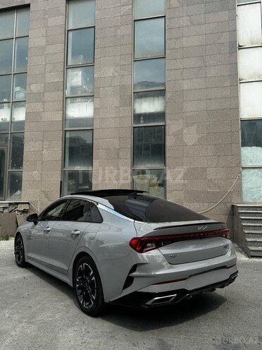 Kia K5-3