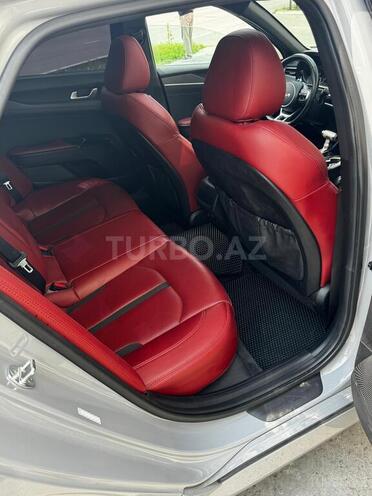 Kia K5-14