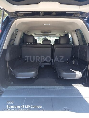 Toyota Land Cruiser-11