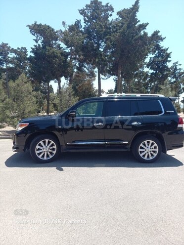 Toyota Land Cruiser-3