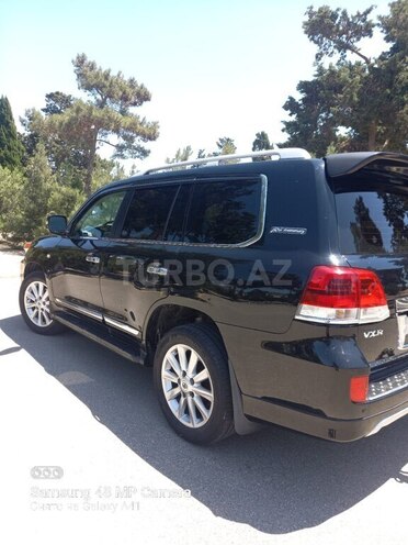 Toyota Land Cruiser-4