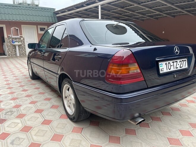 Mercedes C 180 1995, 413,235 km - 1.8 l - Qazax