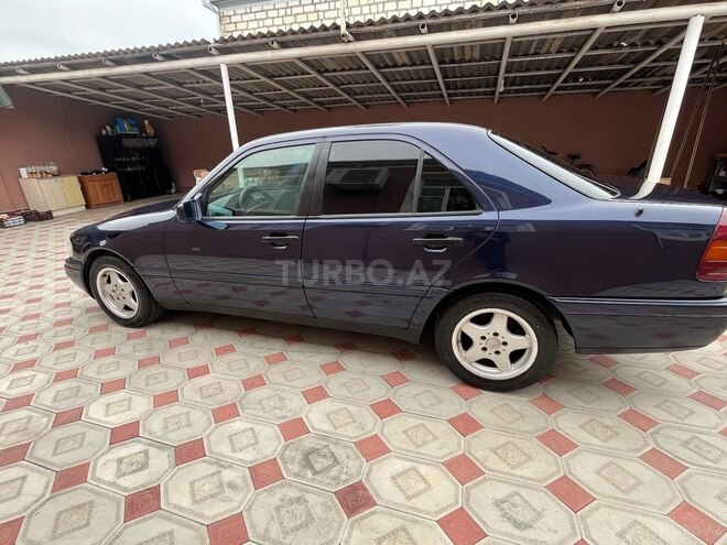 Mercedes C 180 1995, 413,235 km - 1.8 l - Qazax