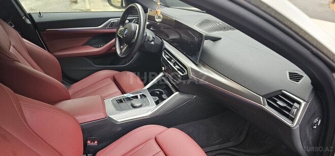 BMW i4-6