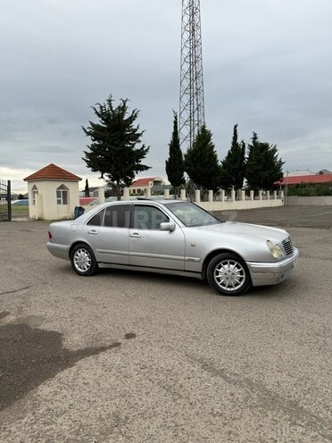 Mercedes E 200 1996, 399,000 km - 2.0 l - Ağstafa