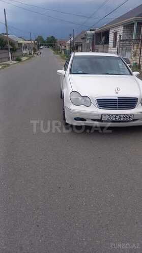 Mercedes C 240 2001, 318,000 km - 2.6 л - Qazax
