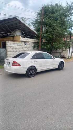 Mercedes C 240 2001, 318,000 km - 2.6 л - Qazax
