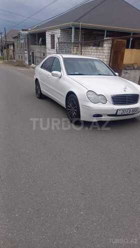 Mercedes C 240 2001, 318,000 km - 2.6 л - Qazax