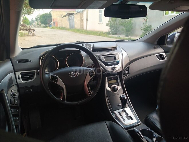 Hyundai Avante 2011, 227,000 km - 1.6 l - Gəncə