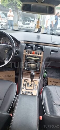 Mercedes E 270 2001, 405,000 km - 2.7 l - Ağcabədi