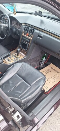 Mercedes E 270 2001, 405,000 km - 2.7 l - Ağcabədi
