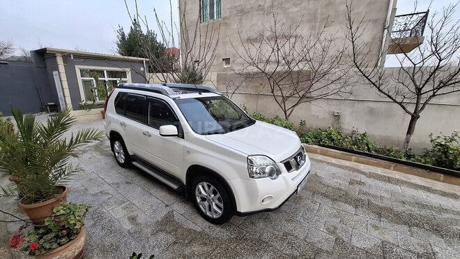 Nissan X-Trail 2012, 178,000 km - 2.5 l - Bakı