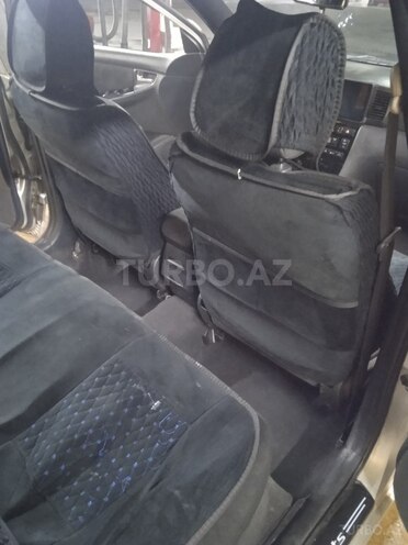 Toyota Corolla 2006, 293,000 km - 1.4 l - Gəncə