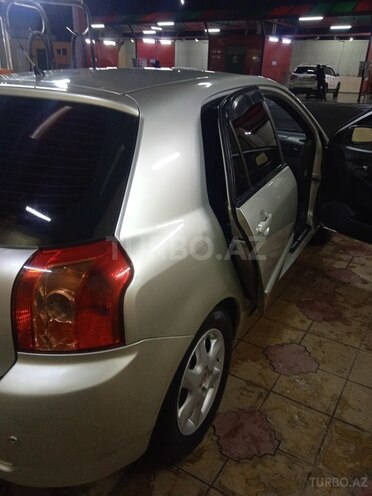 Toyota Corolla 2006, 293,000 km - 1.4 l - Gəncə