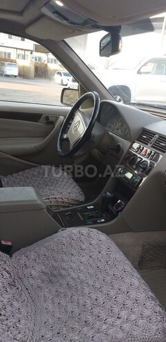 Mercedes C 230 1999, 280,000 km - 2.3 л - Bakı