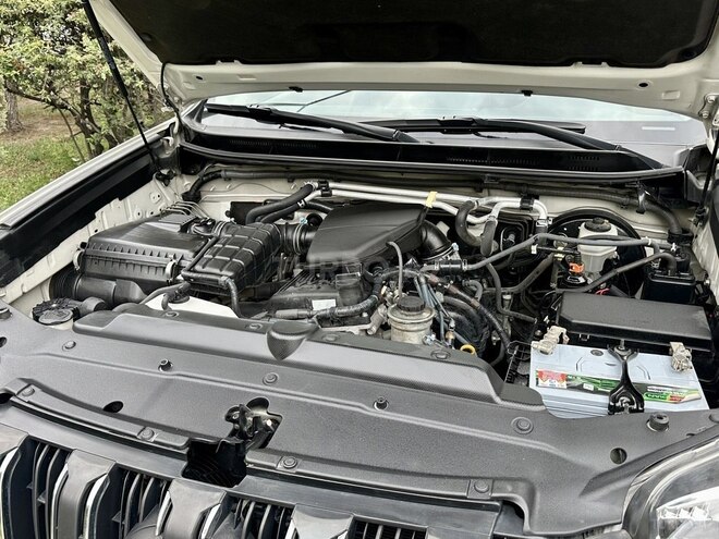 Toyota Land Cruiser Prado 2013, 122,000 km - 2.7 l - Bakı