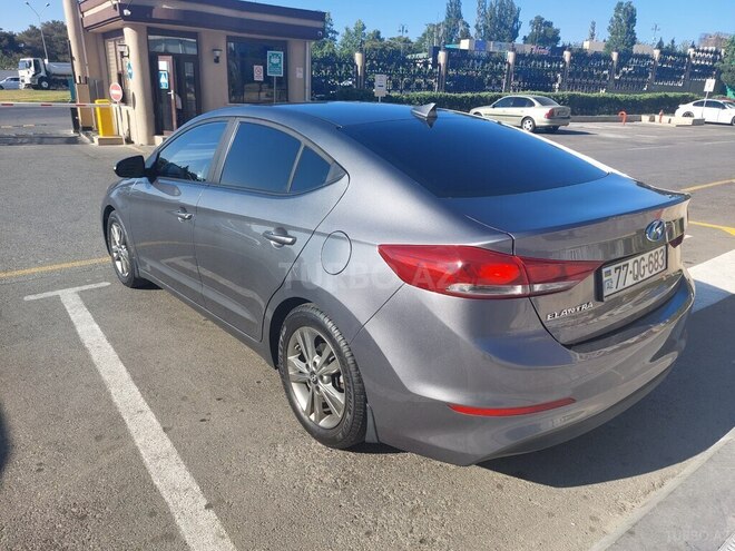 Hyundai Elantra 2018, 125,529 km - 2.0 l - Bakı