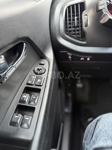 Kia Sportage 2010, 189,000 km - 2.0 l - Bakı