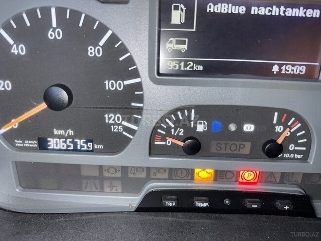 Mercedes Atego 818 2010, 306,575 km - 4.3 l - Bakı