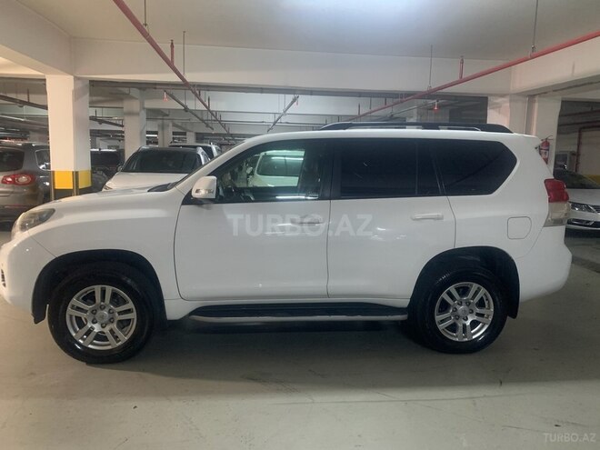 Toyota Land Cruiser Prado 2010, 720,000 km - 4.0 l - Bakı