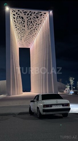 Mercedes 190-6