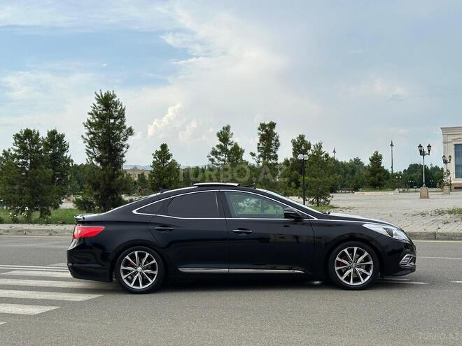 Hyundai Grandeur 2015, 230,000 km - 2.2 l - Bakı