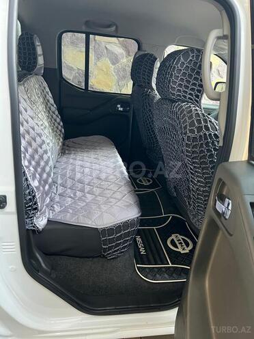 Nissan Navara 2013, 100,000 km - 2.5 l - Bakı