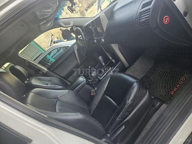 Toyota Land Cruiser Prado 2011, 146,000 km - 2.7 l - Gəncə