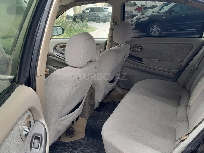 Nissan Maxima-6