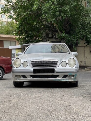 Mercedes E 220 d 2000, 445,000 km - 2.2 л - Bakı