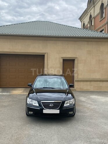 Hyundai Sonata-1