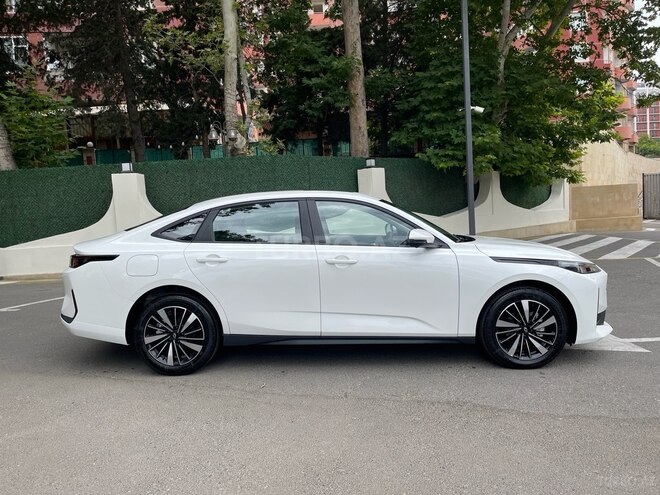 Changan Qiyuan A05 2024, 0 km - 1.5 l - Bakı
