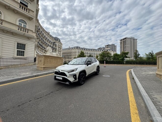 Toyota RAV4 2021, 71,200 km - 2.5 л - Bakı
