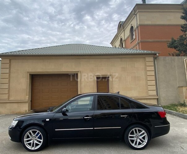 Hyundai Sonata-5