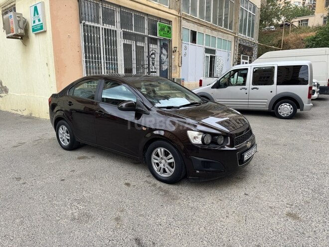 Chevrolet Aveo-9