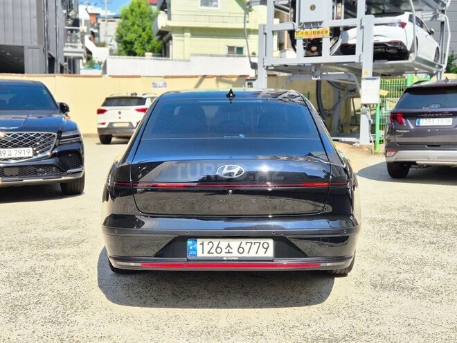 Hyundai Grandeur-5