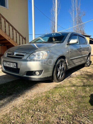 Toyota Corolla 2006, 270,000 km - 1.4 l - Bakı