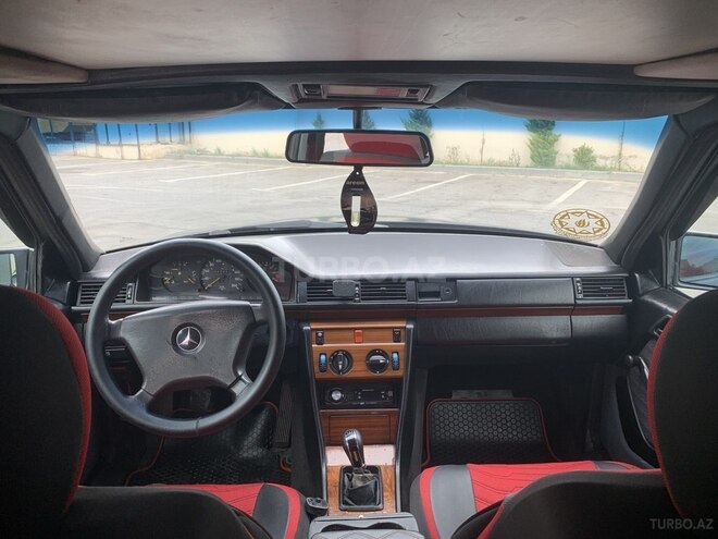 Mercedes E 200 d 1993, 342,135 km - 2.0 l - Bakı