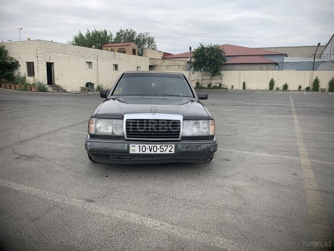 Mercedes E 200 d 1993, 342,135 km - 2.0 l - Bakı