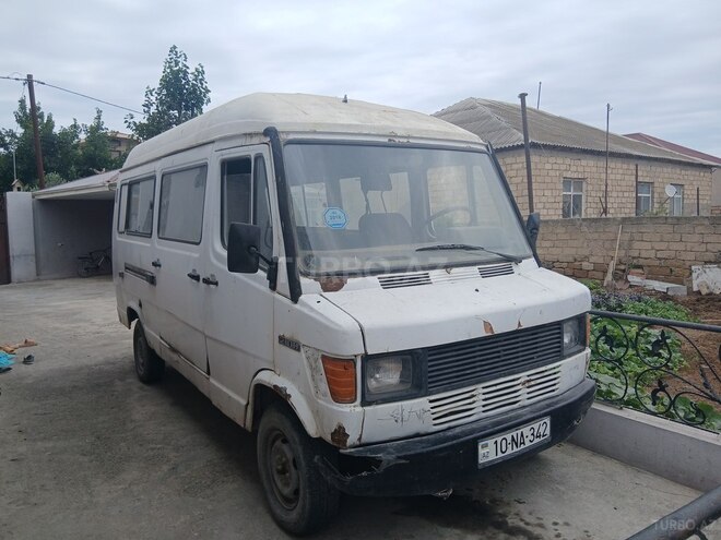 Mercedes  1991, 400,000 km - 2.0 l - Sumqayıt