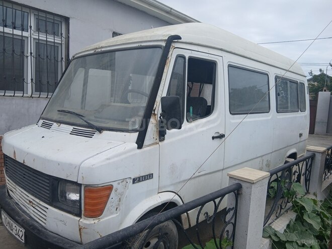 Mercedes  1991, 400,000 km - 2.0 l - Sumqayıt